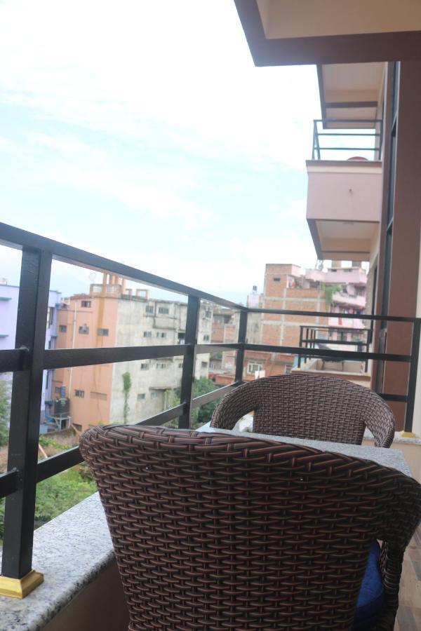 Hotel Family Ties Pvt. Ltd. Katmandú Exterior foto